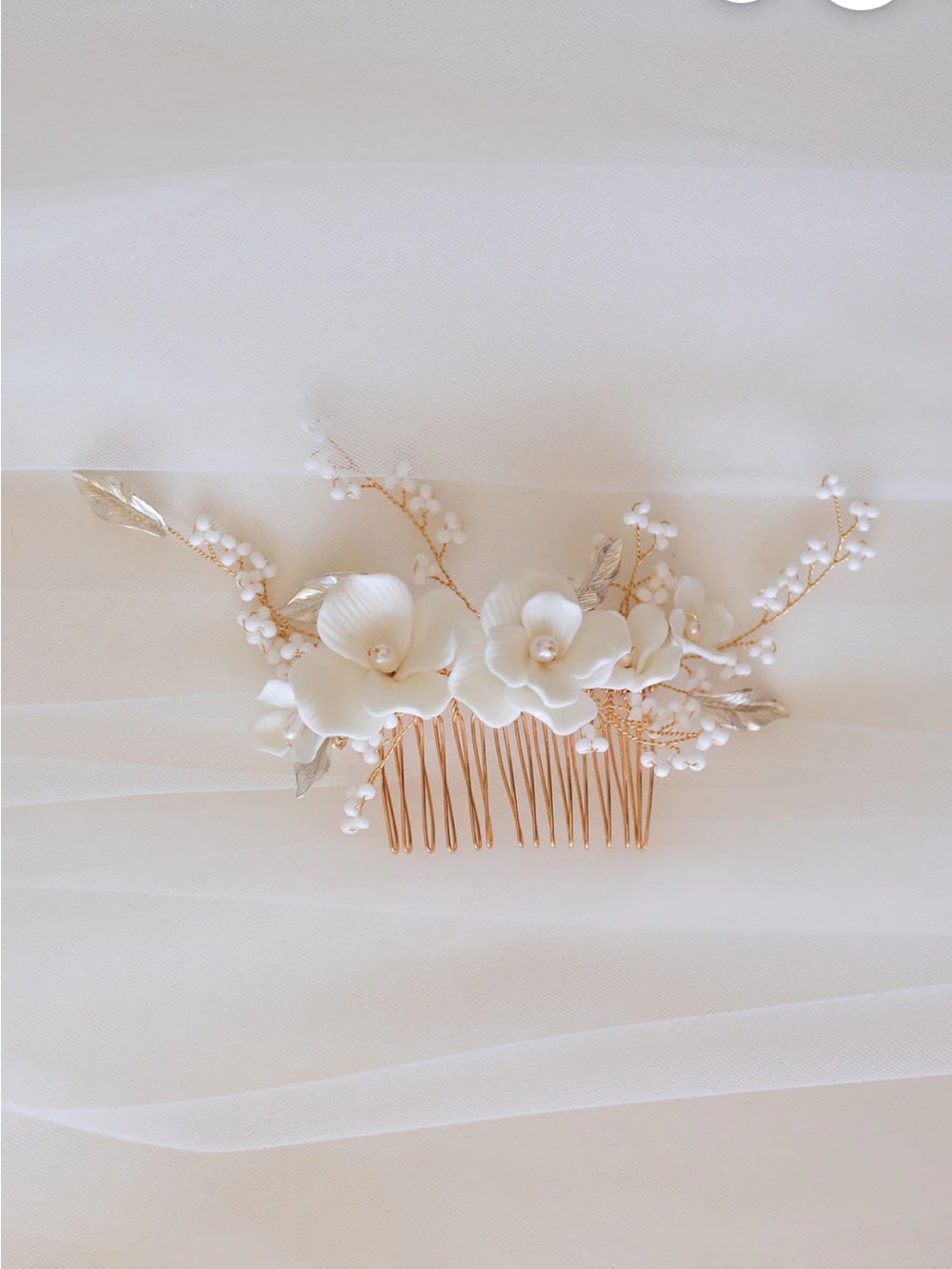 FLORA hair comb Gold with White Flowers jay kay